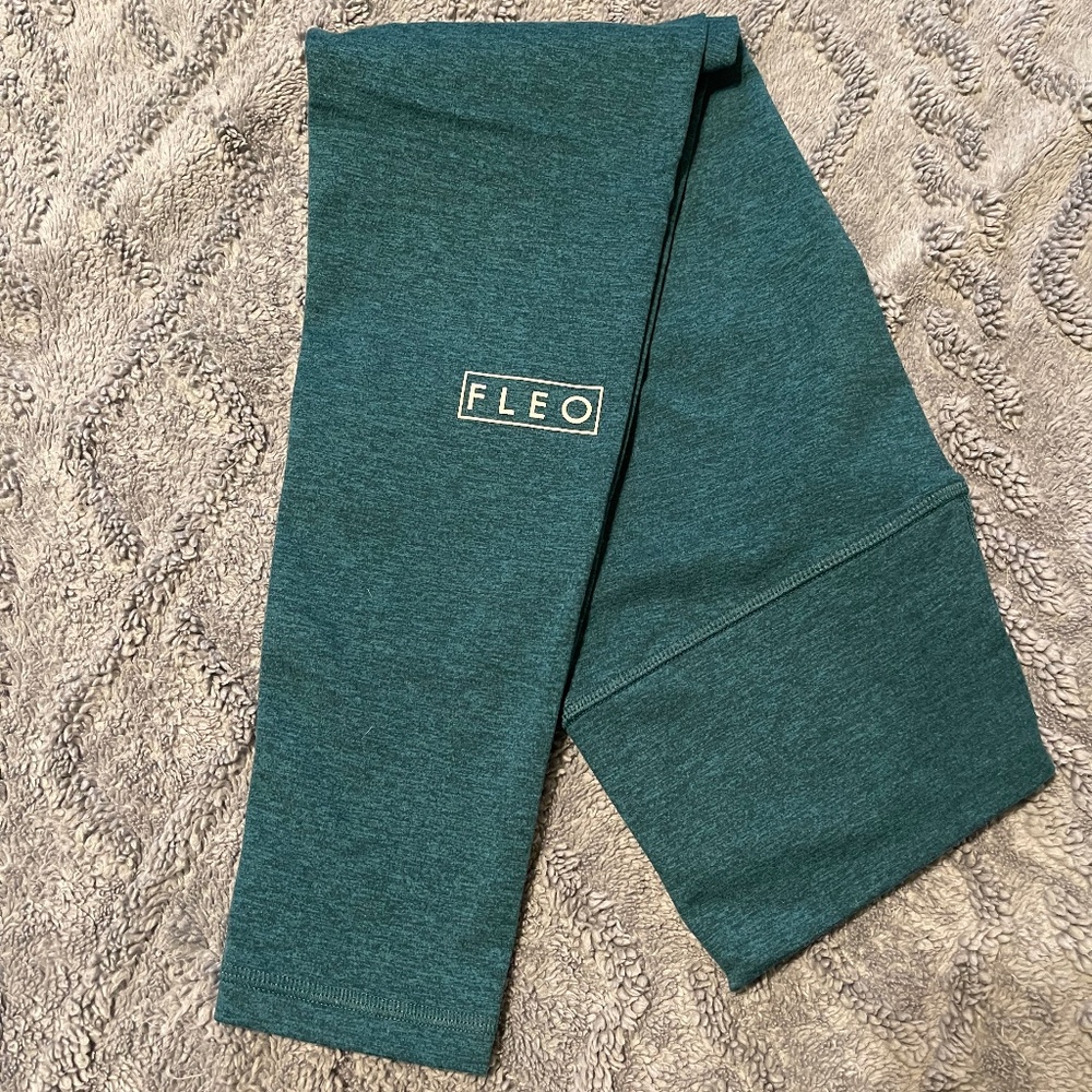 Fleo El Toro Leggings - Size Medium